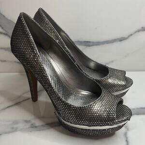 Gianni Bini | Women's Silver Metallic Date Night Peeptoe Platform Heel Sz 8.5